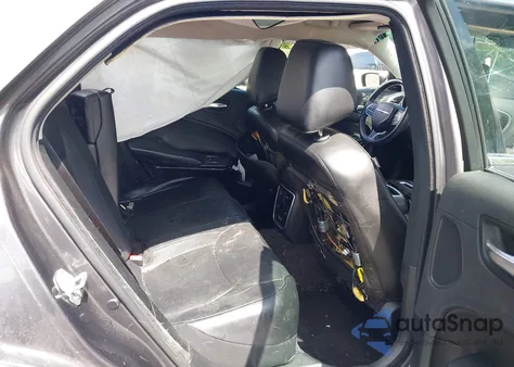 2017 Chrysler 300C z USA, uszkodzony, nr VIN 2C3CCAEG2HH586809